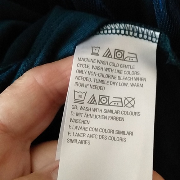 Top - Picture 3 of 6